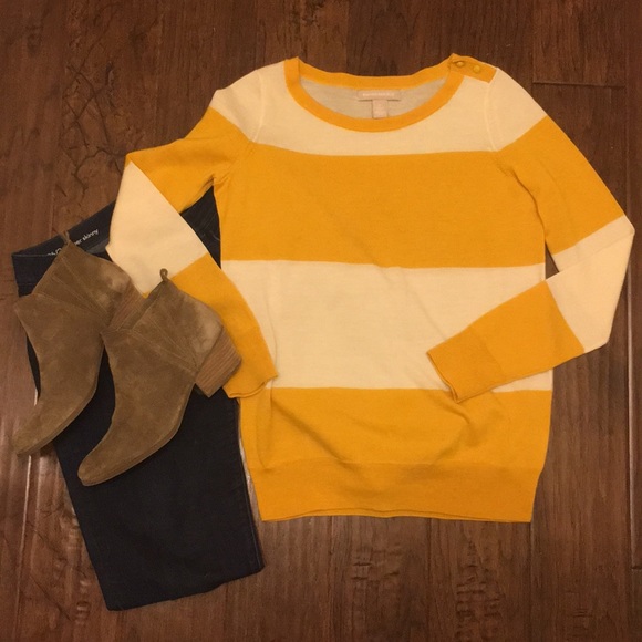 Banana Republic Sweaters - Banana Republic Striped Lightweight Sweater
